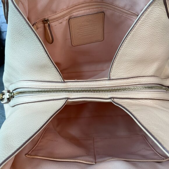 Coach 33728 Embossed Horse and Carriage Edie Shoulder Bag - Picture 6 of 8